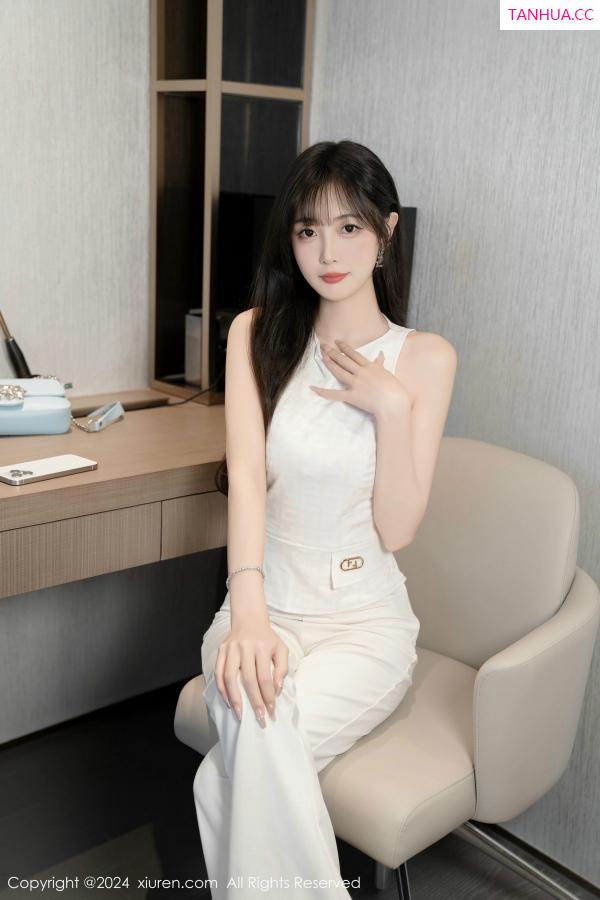 林星阑  [XiuRen]高清写真图 2024.11.29 No.9528 林星阑 美腿丝袜第27张图片